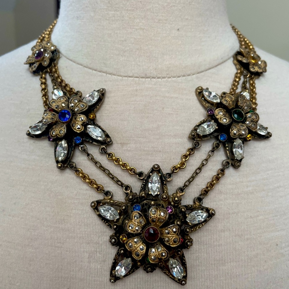 1930's floral necklace
